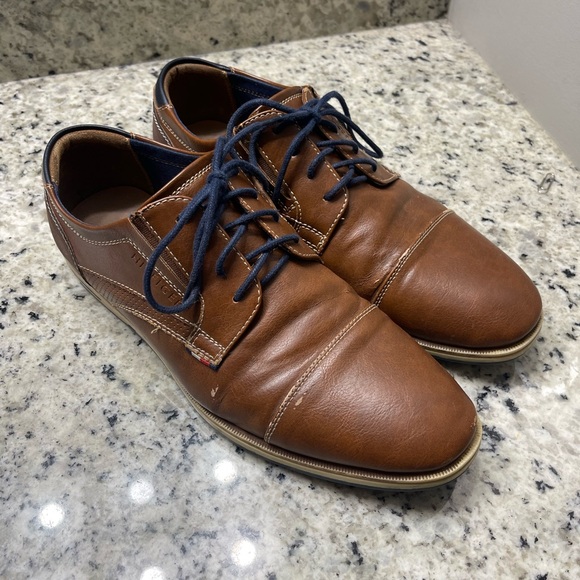 Tommy Hilfiger Brown Oxfords 10.5 - Picture 1 of 5
